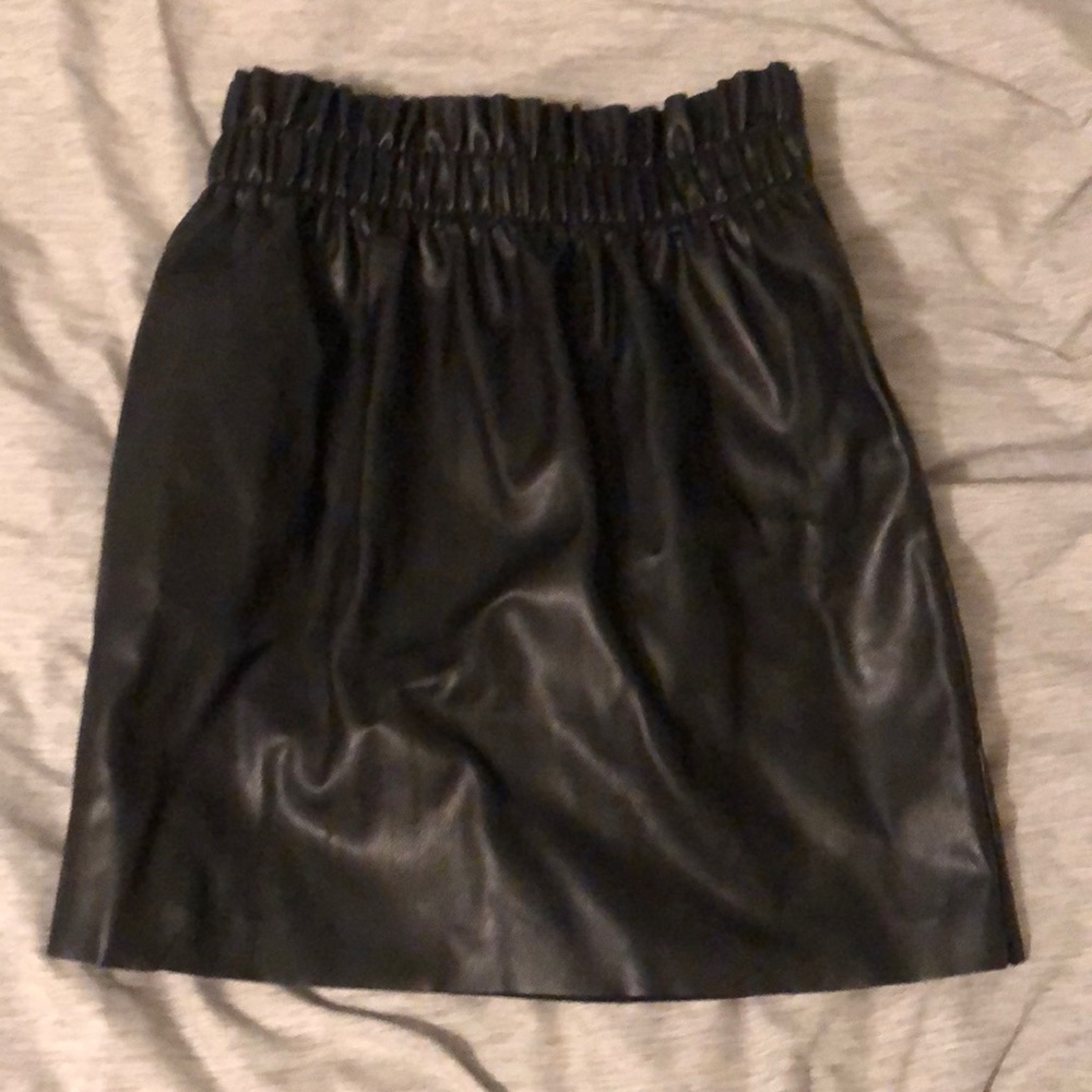 H&M black leather skirt